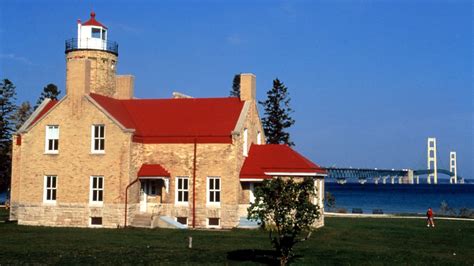 mackinaw city package deals.